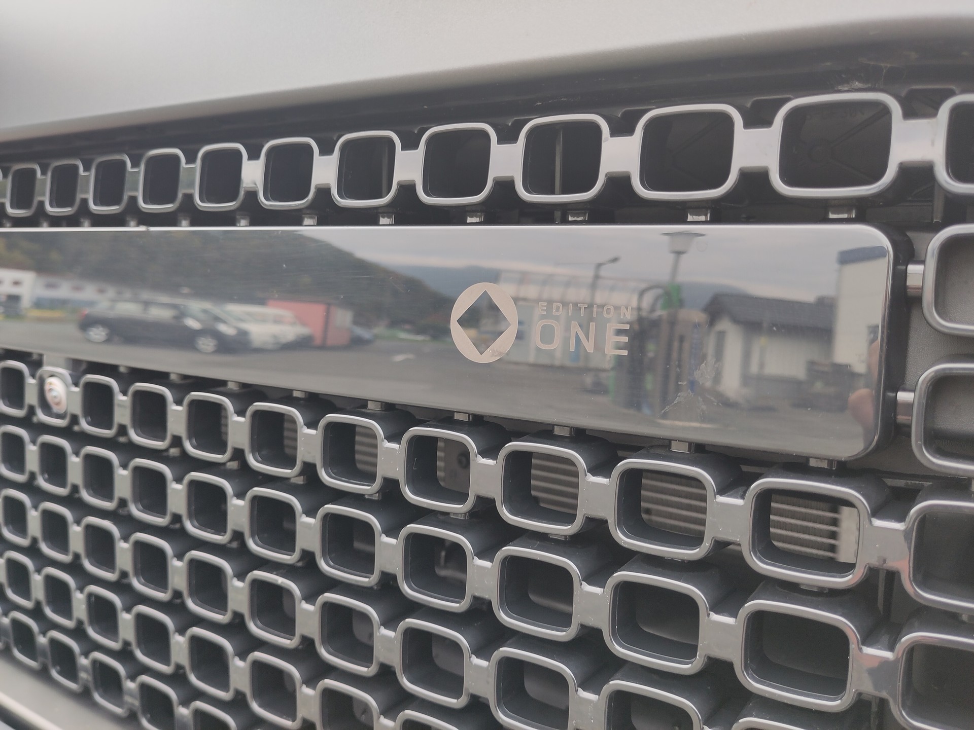 LAND ROVER Defender 110 635 V8 4.4 Octa Edition One AT8-image-19