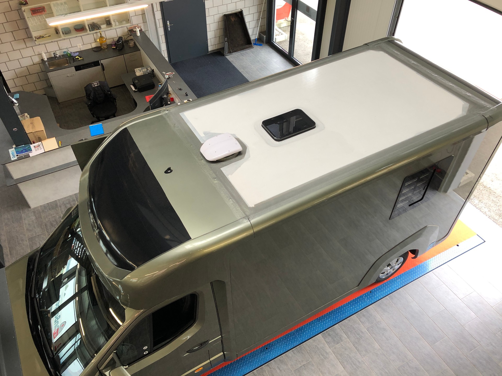 RENAULT STX NEW MODEL 2025 HARAS Pferdetransporter-showroom-element-2