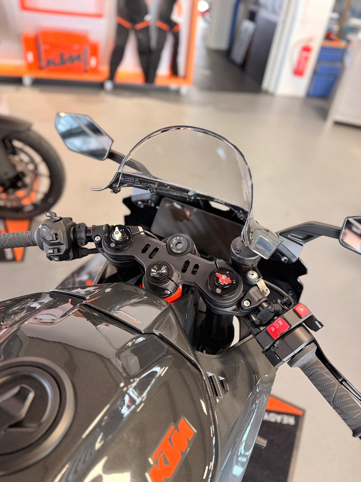 KTM RC 990 R-image-8