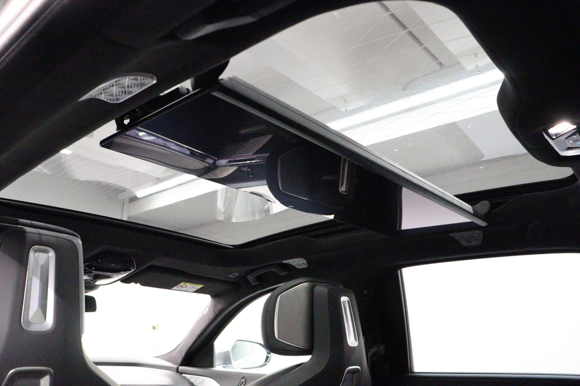 BMW i7 xDrive60-image-22
