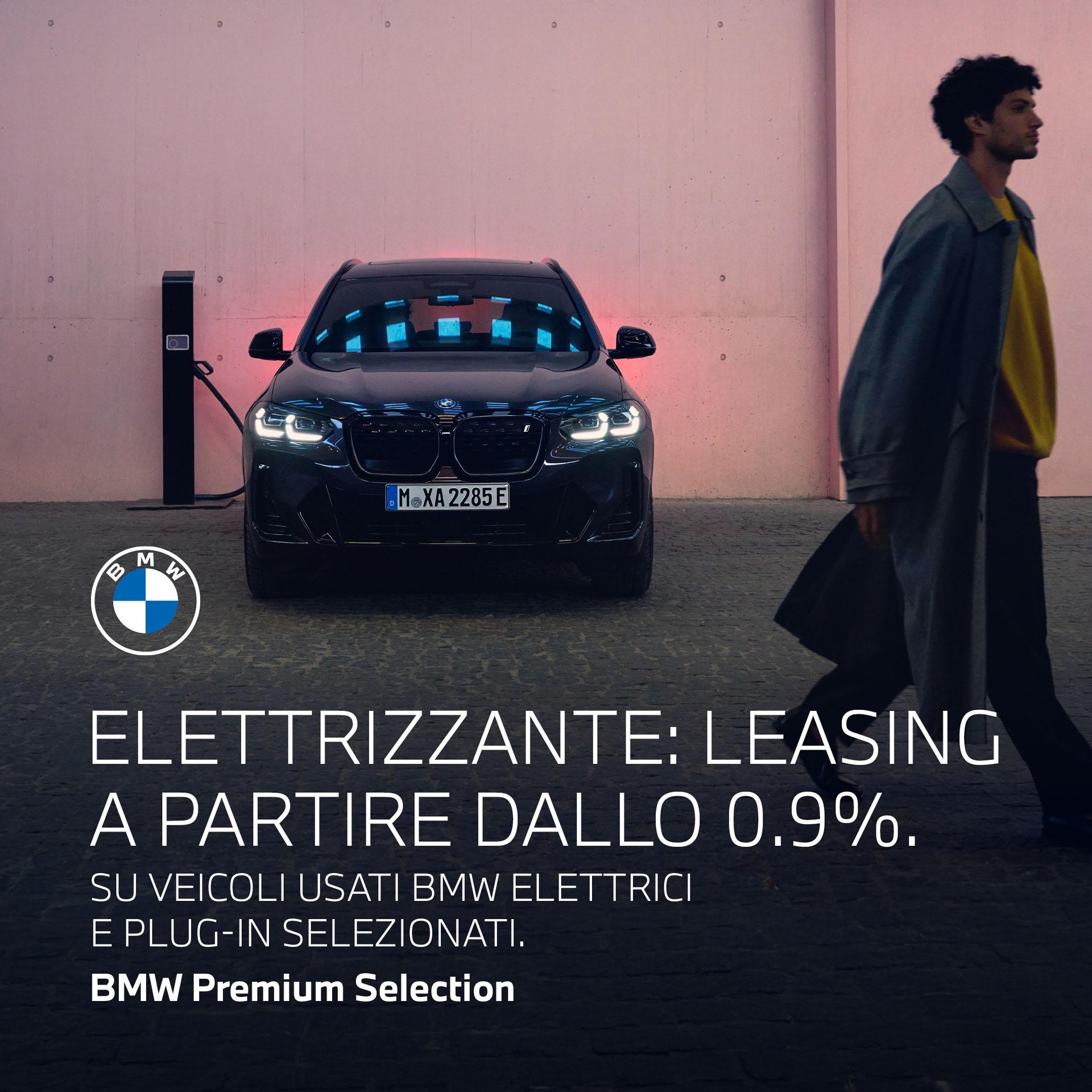 BMW i7 xDrive60-showroom-element-3