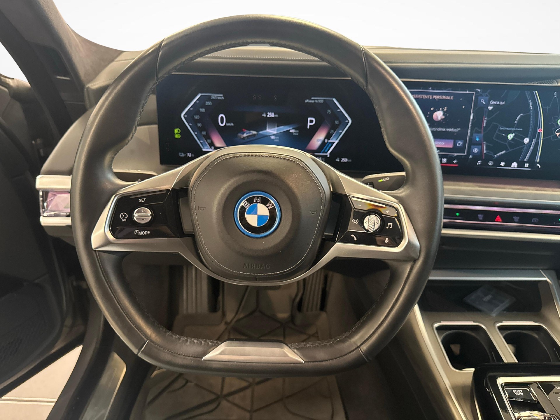 BMW i7 xDrive60-image-15