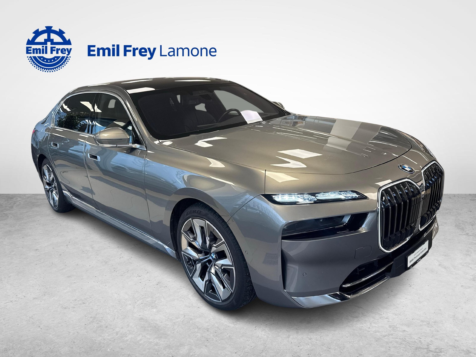 BMW i7 xDrive60-image-8
