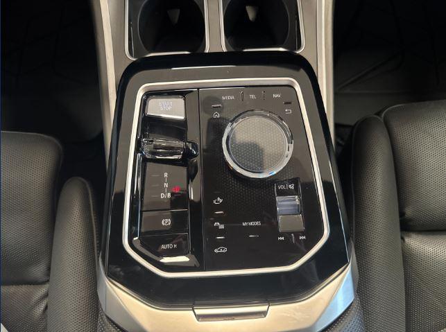 BMW i7 xDrive60-image-17