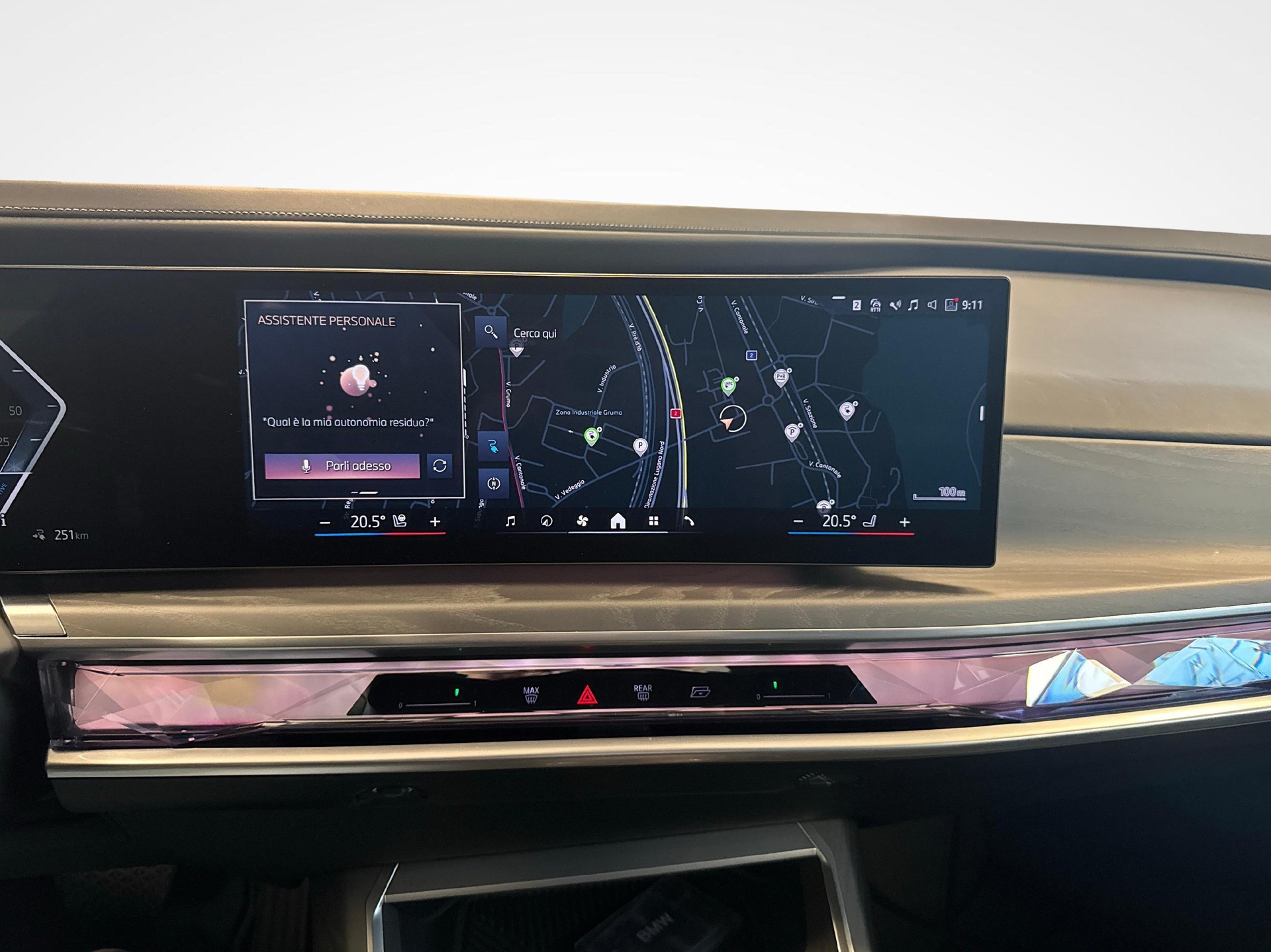 BMW i7 xDrive60-image-16