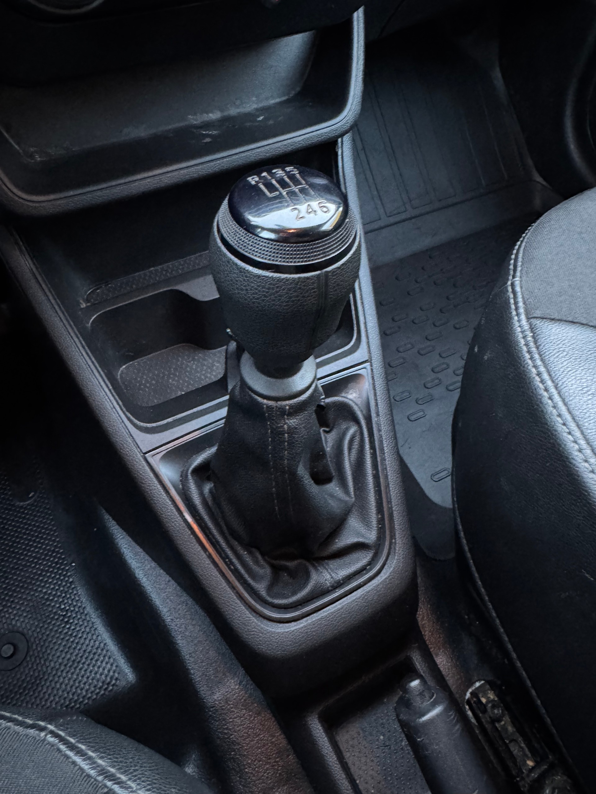 RENAULT Express 1.3TCe 100 PF Access-image-9