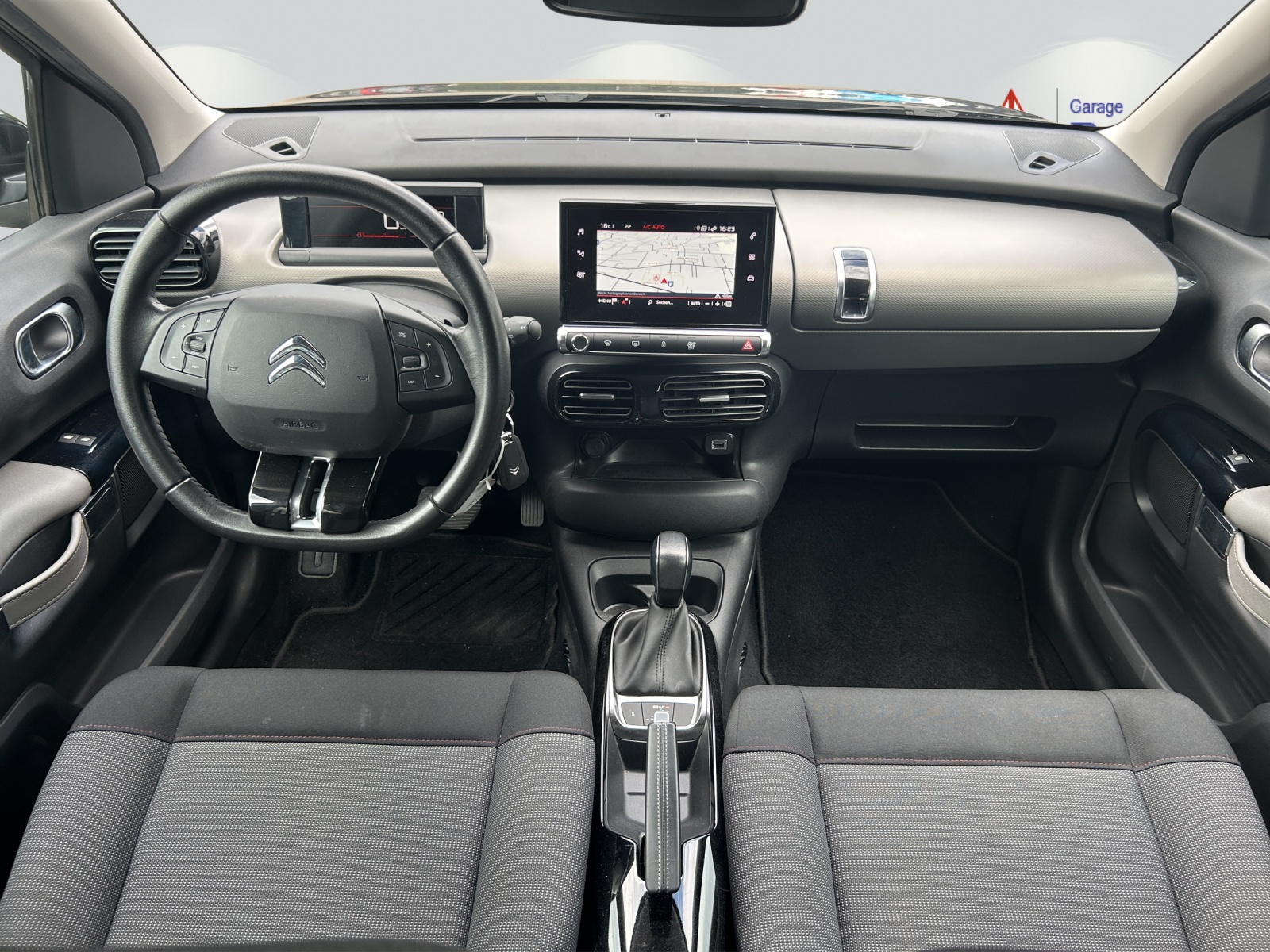 CITROEN C4 CACTUS 1.2 PureTech Feel-image-11