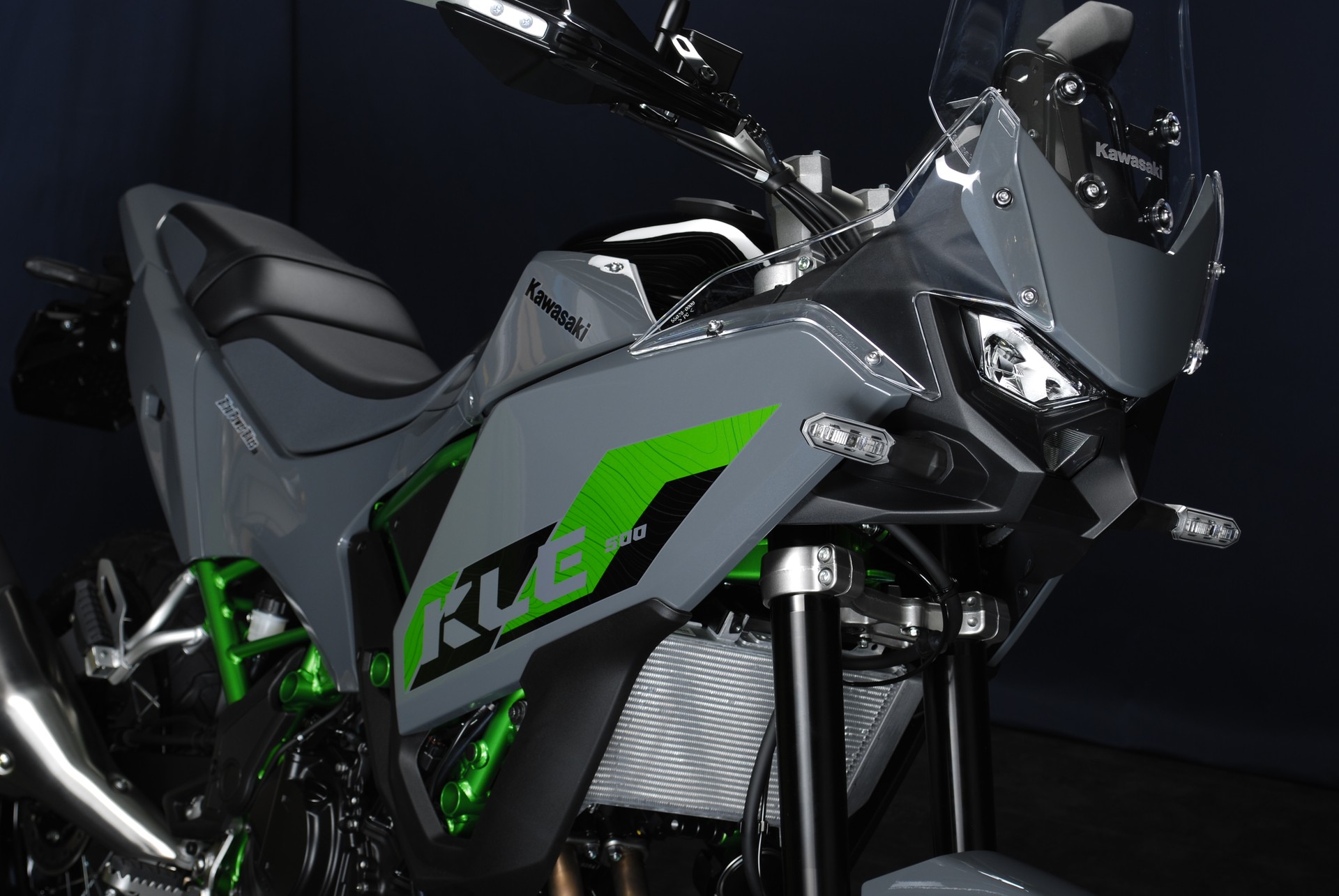 KAWASAKI KLE500 SE MY26-image-3