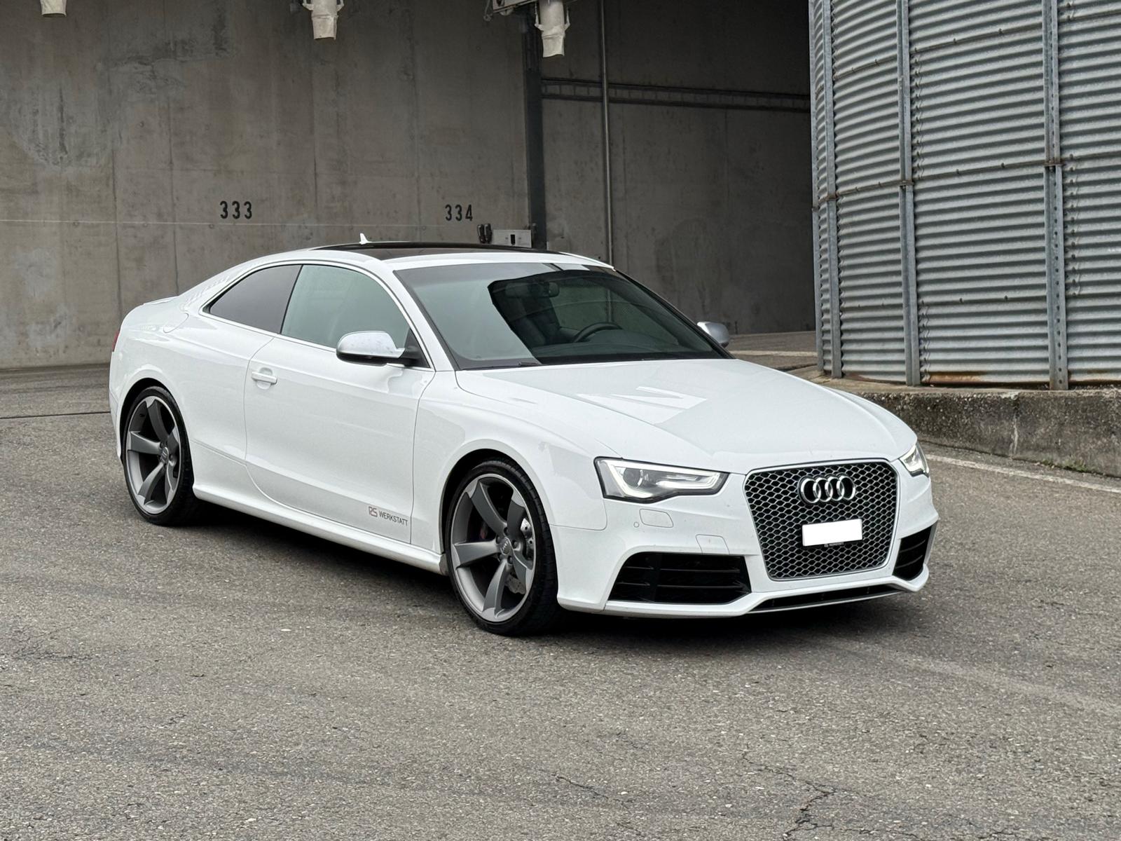 AUDI RS5 Cabrio 4.2 FSI quattro S-tronic