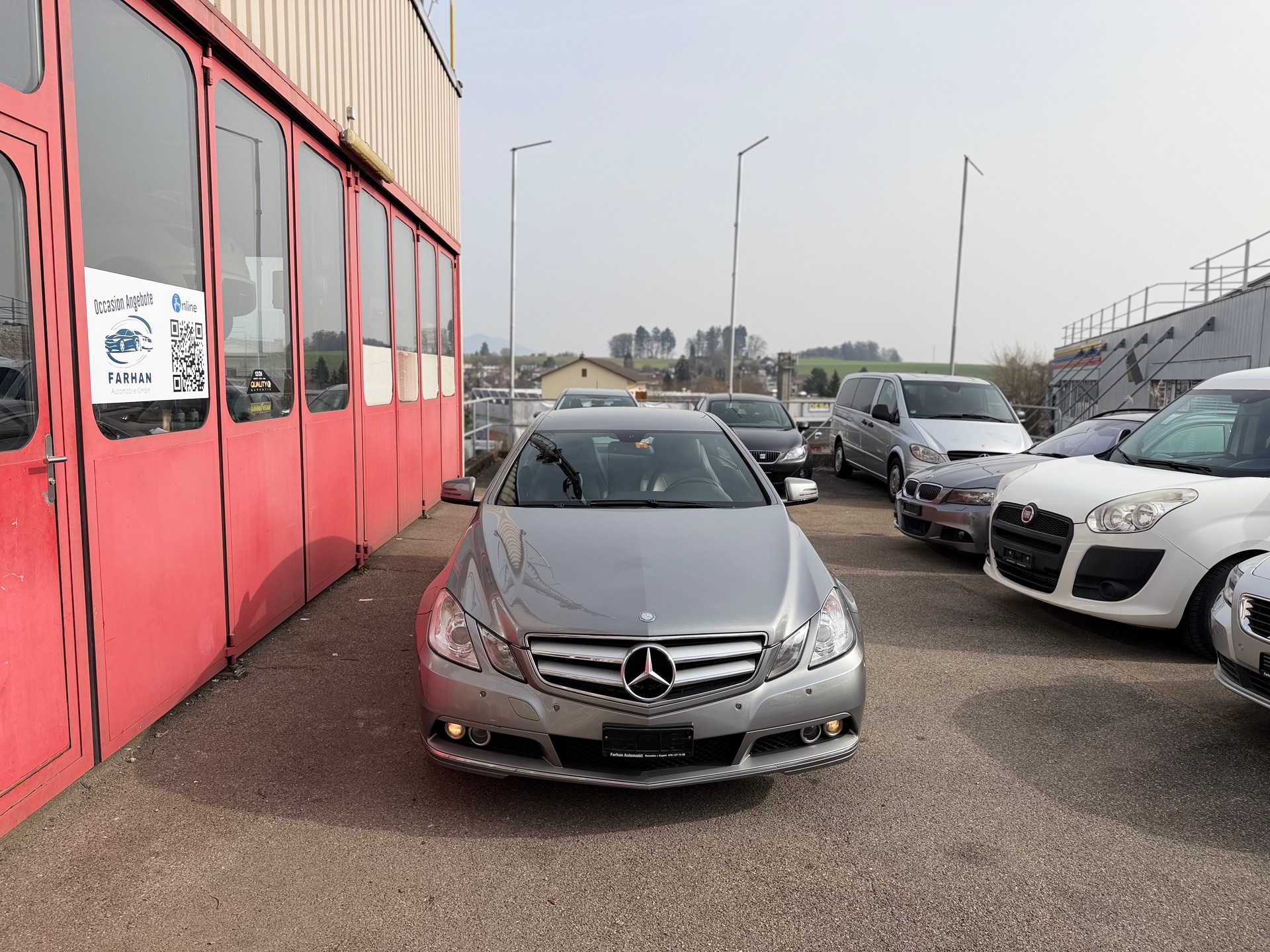 MERCEDES-BENZ E 200 CGI BlueEfficiency Automatic