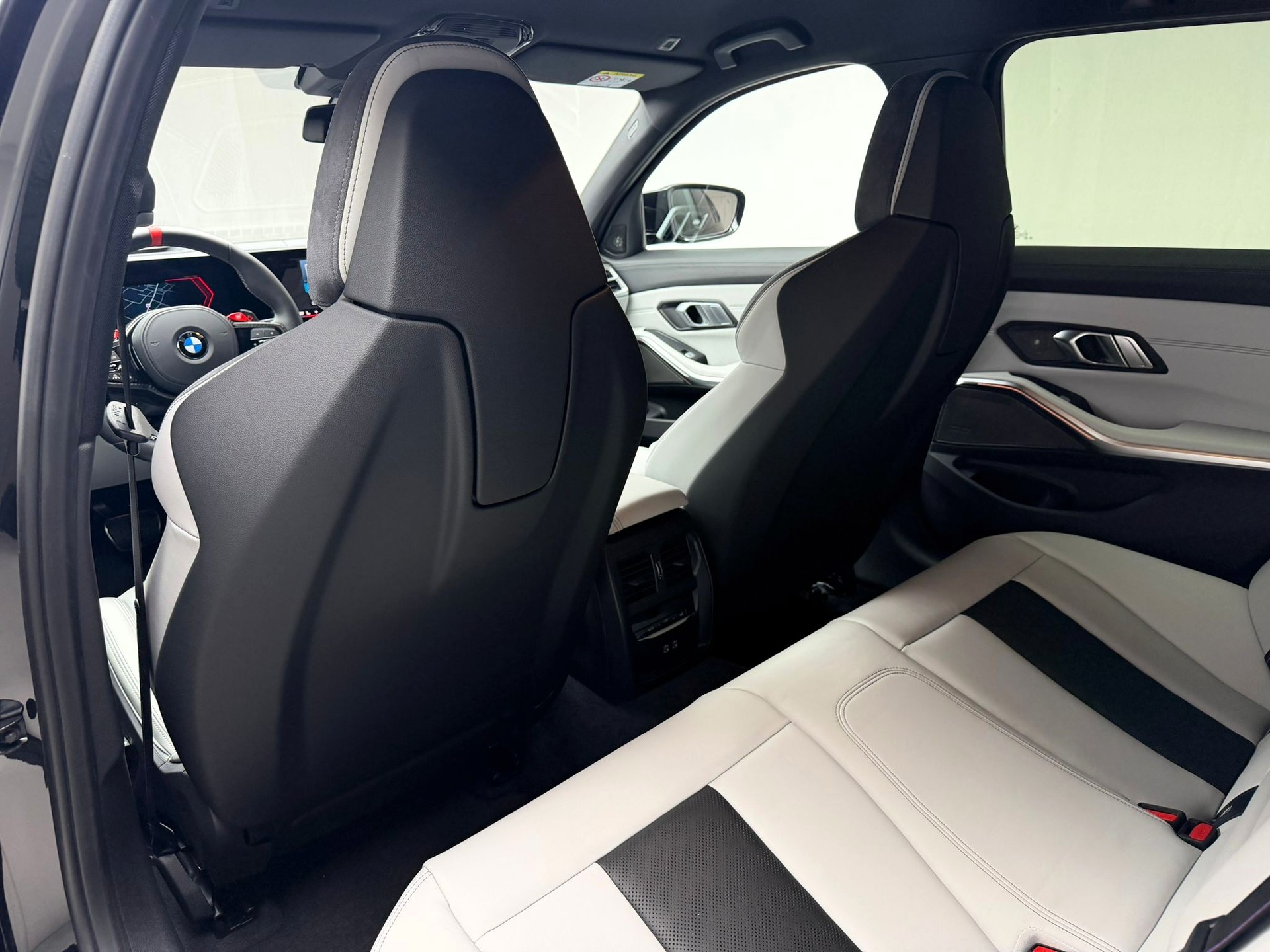 BMW M3 Touring xDrive Competition M-image-20