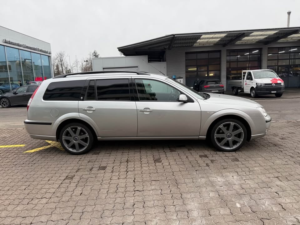 FORD Mondeo 2.0i 16V Ghia-image-2