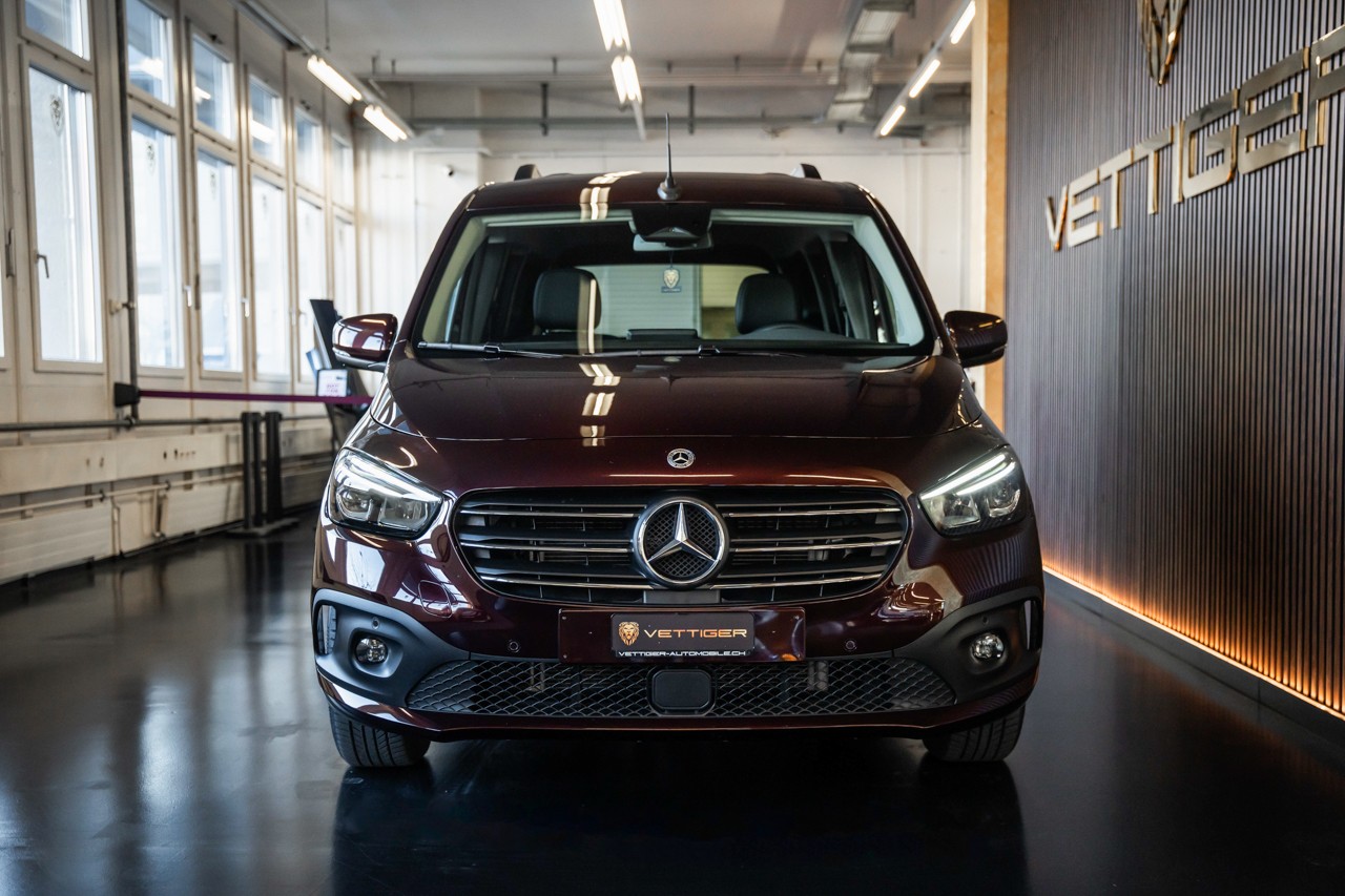 MERCEDES-BENZ T-Klasse 180D Style Automat-showroom-element-2