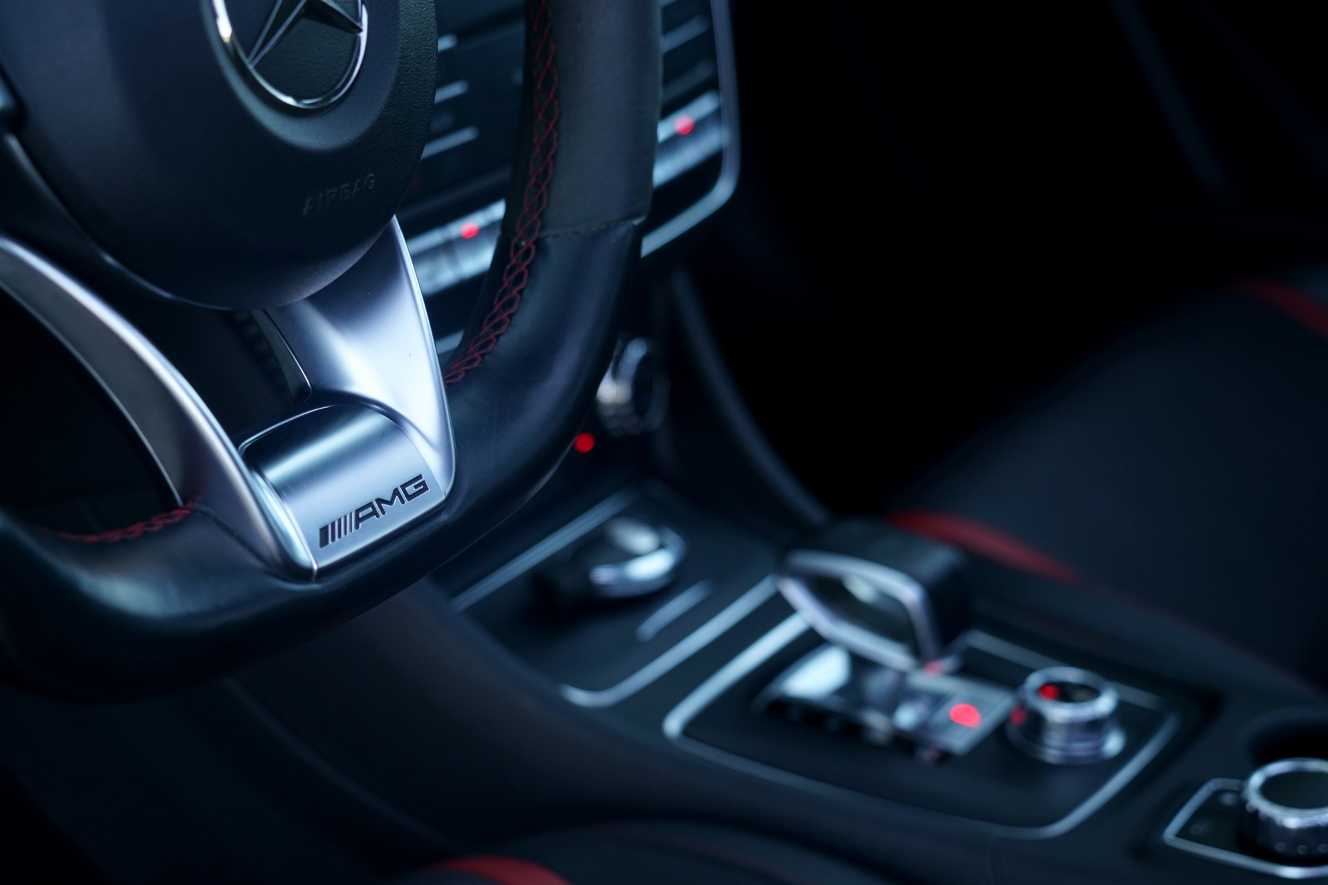 MERCEDES-BENZ A 45 AMG 4Matic Speedshift 7G-DCT (CH)-image-6