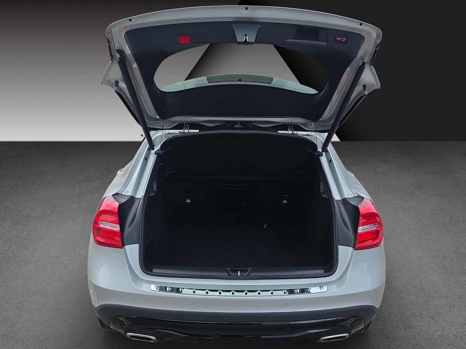 MERCEDES-BENZ GLA 200 Night Star 7G-DCT-image-6