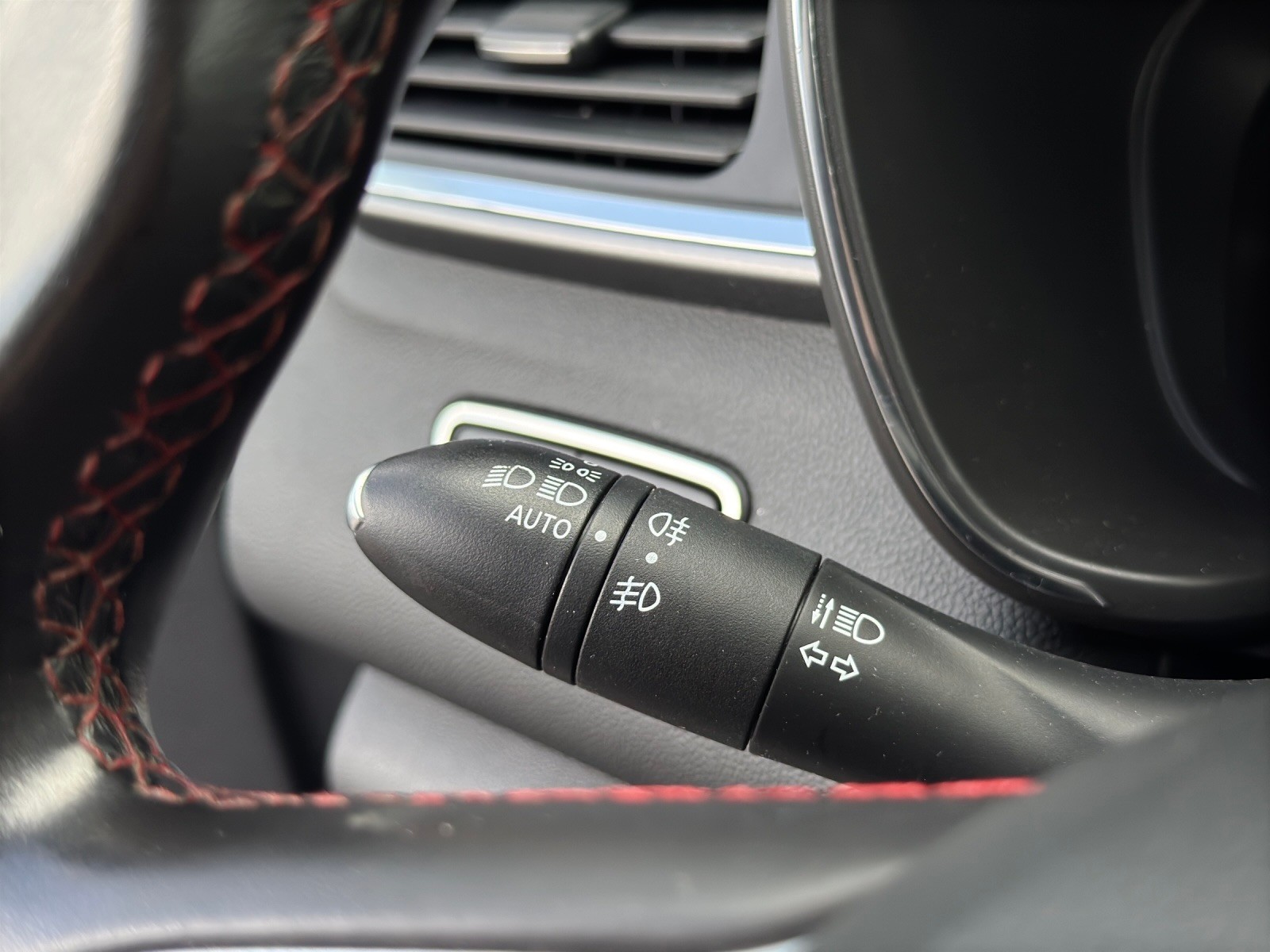 RENAULT Kadjar 1.3 16V Turbo Black Edition EDC-image-19