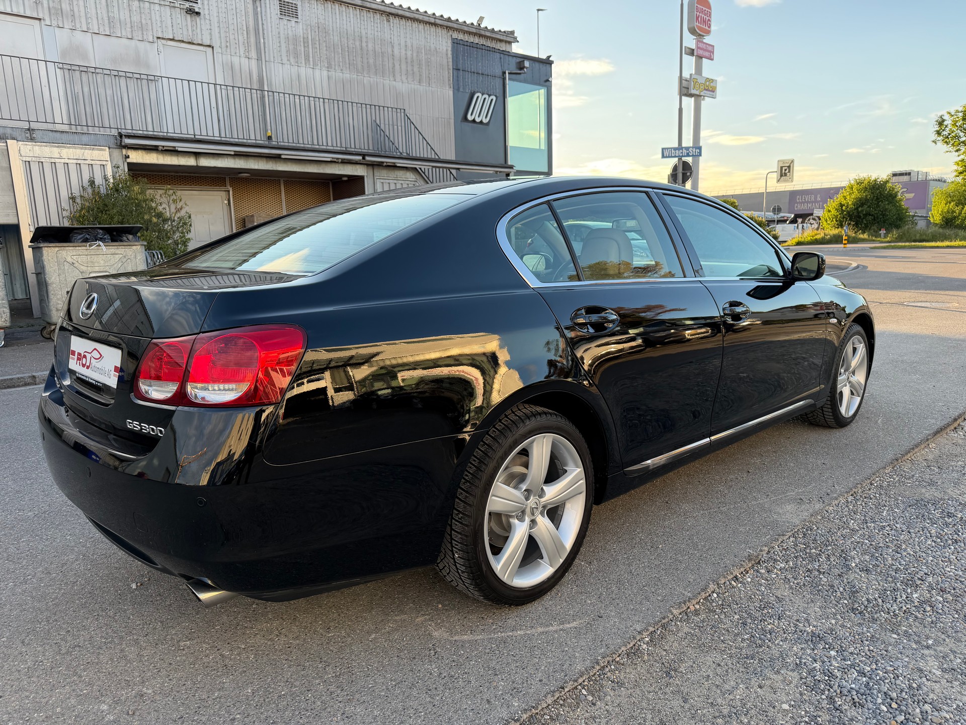 LEXUS GS 300 Edition Automatic-image-4