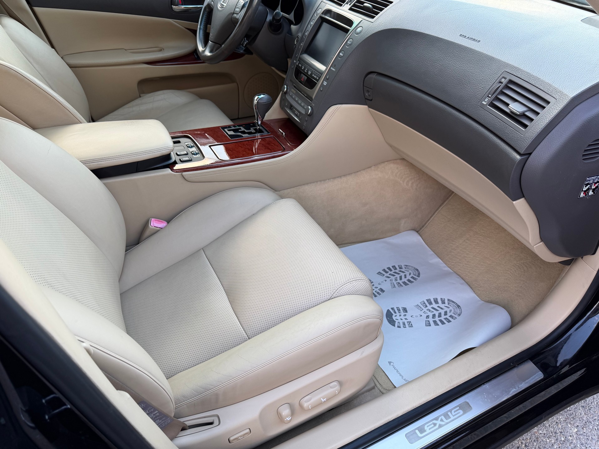 LEXUS GS 300 Edition Automatic-image-14