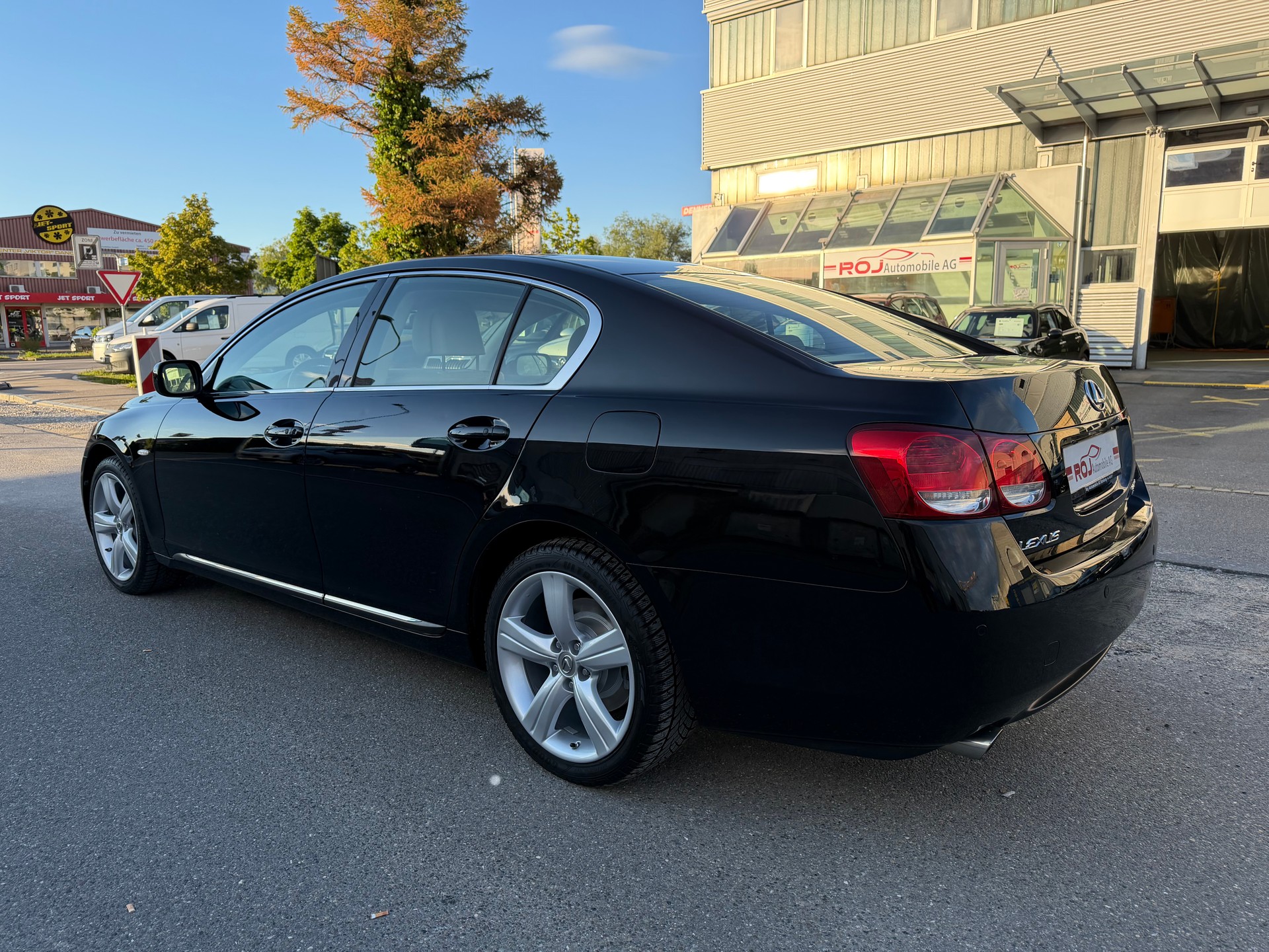 LEXUS GS 300 Edition Automatic-image-6