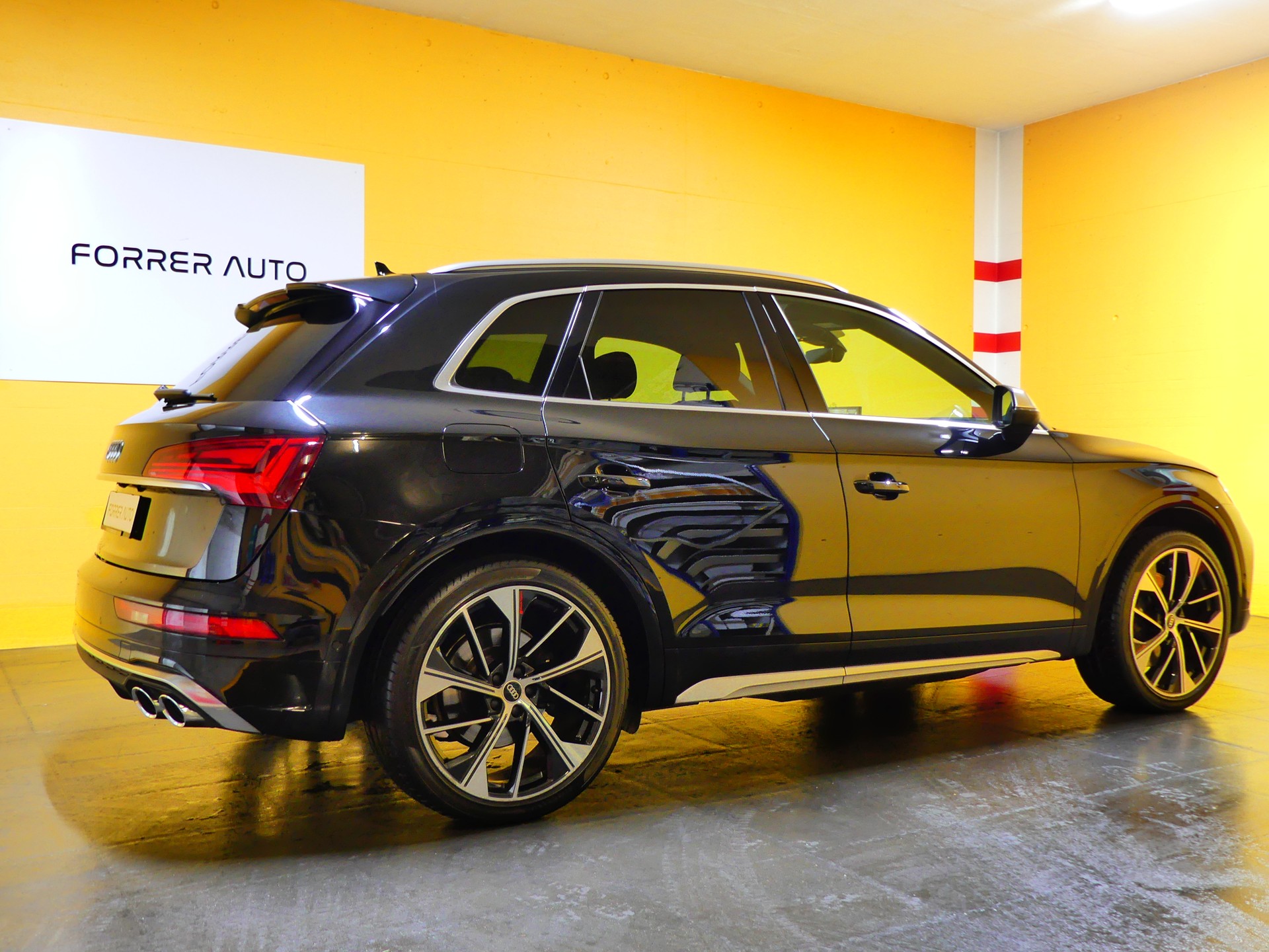 AUDI SQ5 TDI quattro tiptronic-image-3