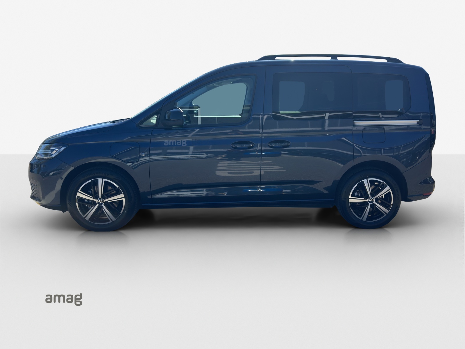 VW Caddy 1.5 TSI Plug in Hybrid Liberty DSG-showroom-element-1
