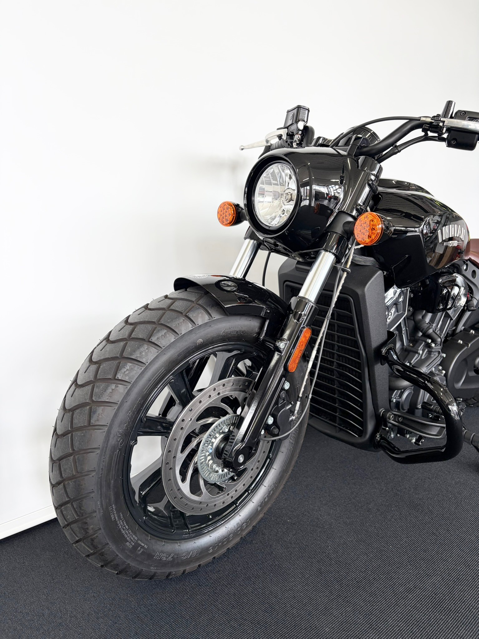 INDIAN Scout Bobber ABS-image-6