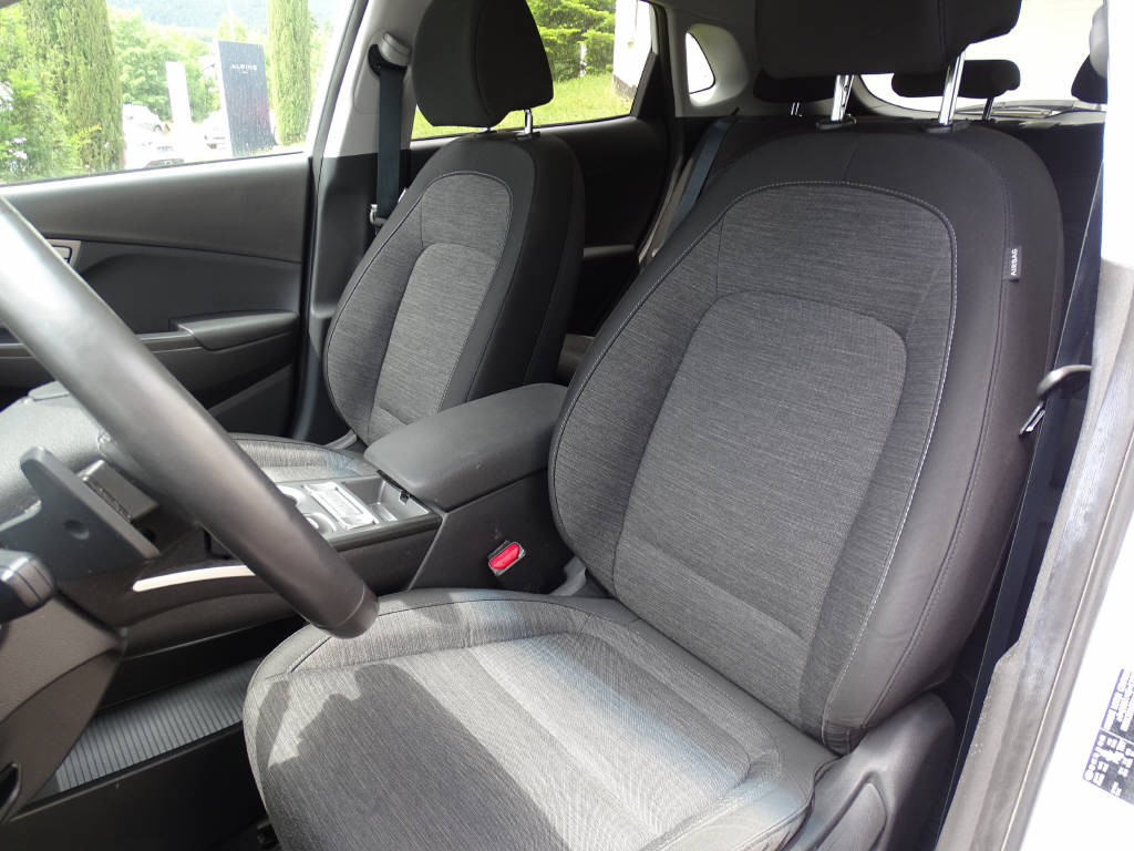 HYUNDAI Kona Electric Amplia-image-4