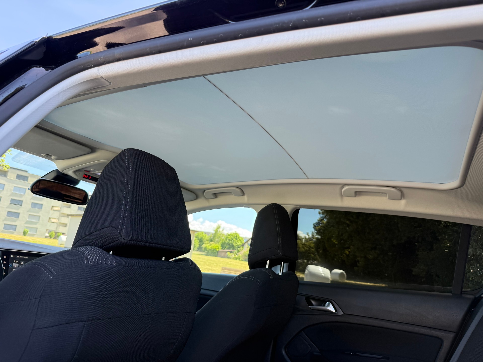 PEUGEOT 308 1.2 THP Style Automatic-image-10