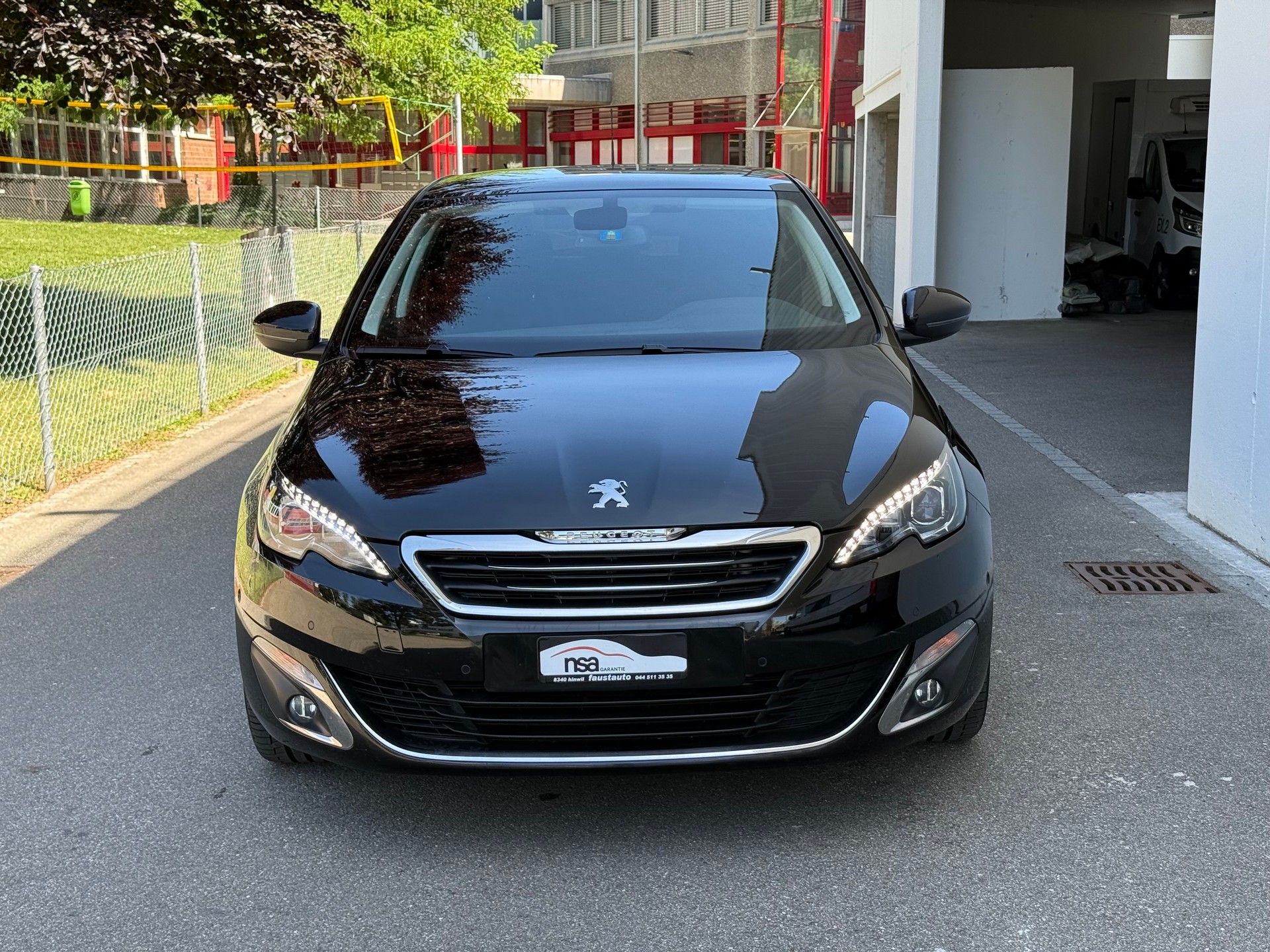 PEUGEOT 308 1.2 THP Style Automatic