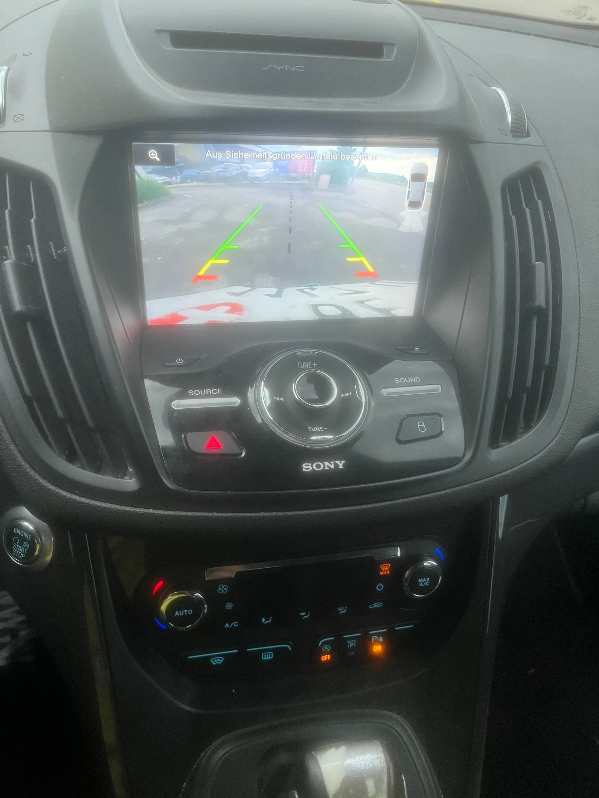 FORD Kuga 2.0 TDCi Freetech 4WD PowerShift-image-7