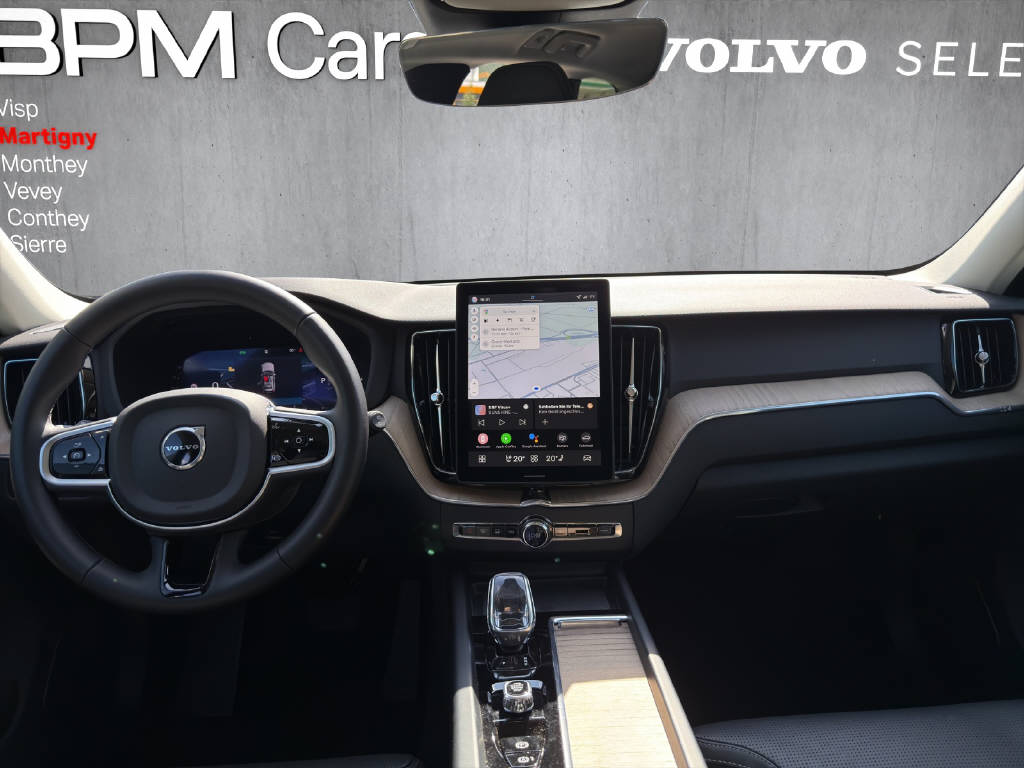 VOLVO XC60 2.0 T6 TE Plus Dark eAWD-image-11