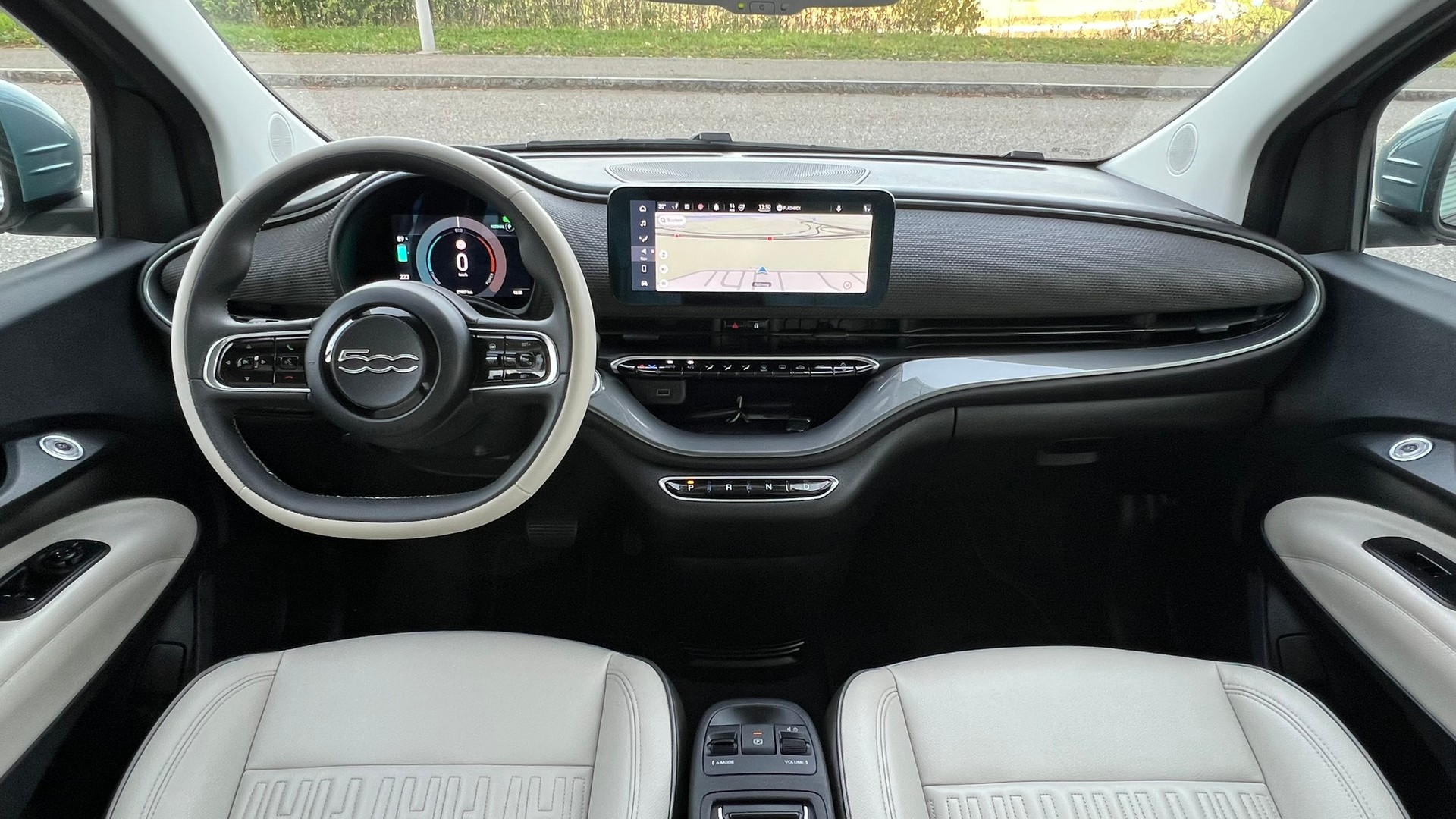FIAT 500 ELECTRIC 87 kW LA PRIMA l 119 PS-image-20