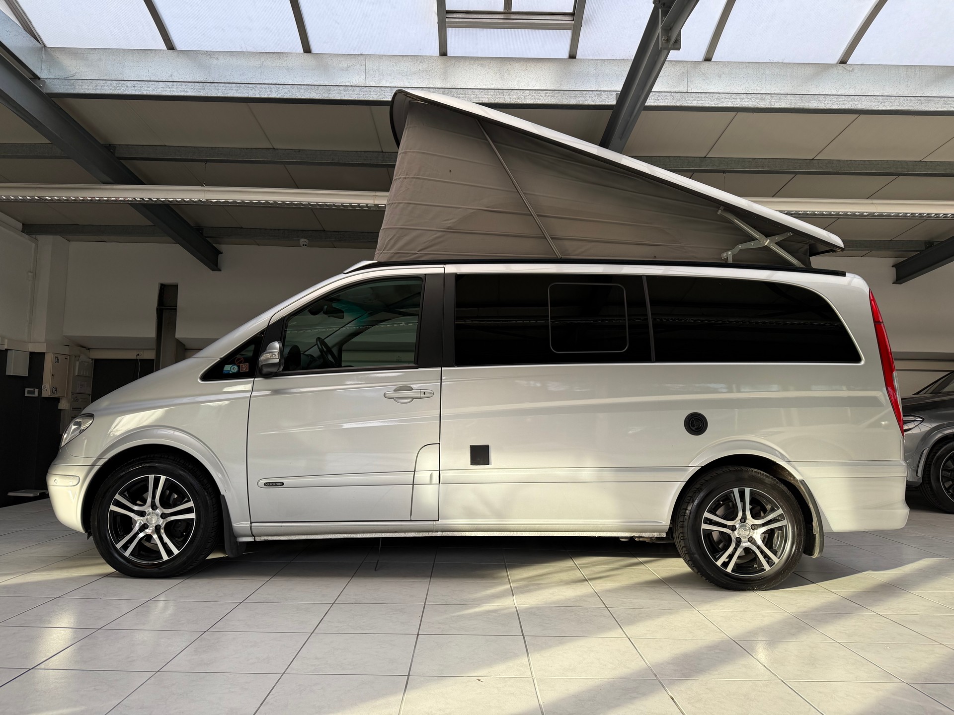 MERCEDES-BENZ Viano Marco Polo 3.0 CDI L Aut.-image-1