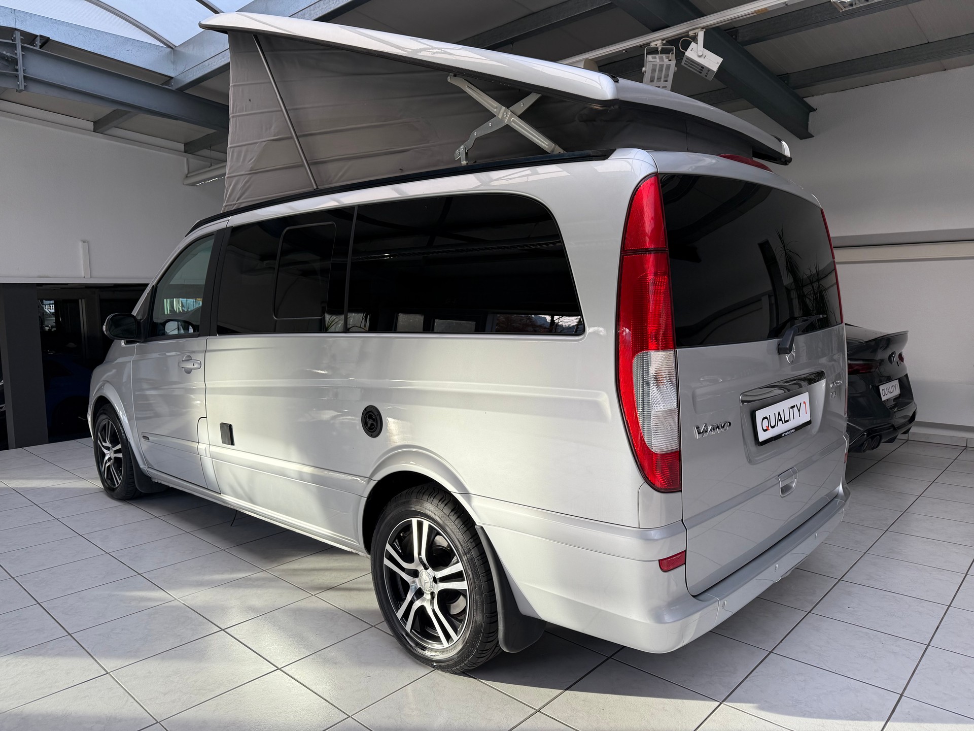 MERCEDES-BENZ Viano Marco Polo 3.0 CDI L Aut.-image-2