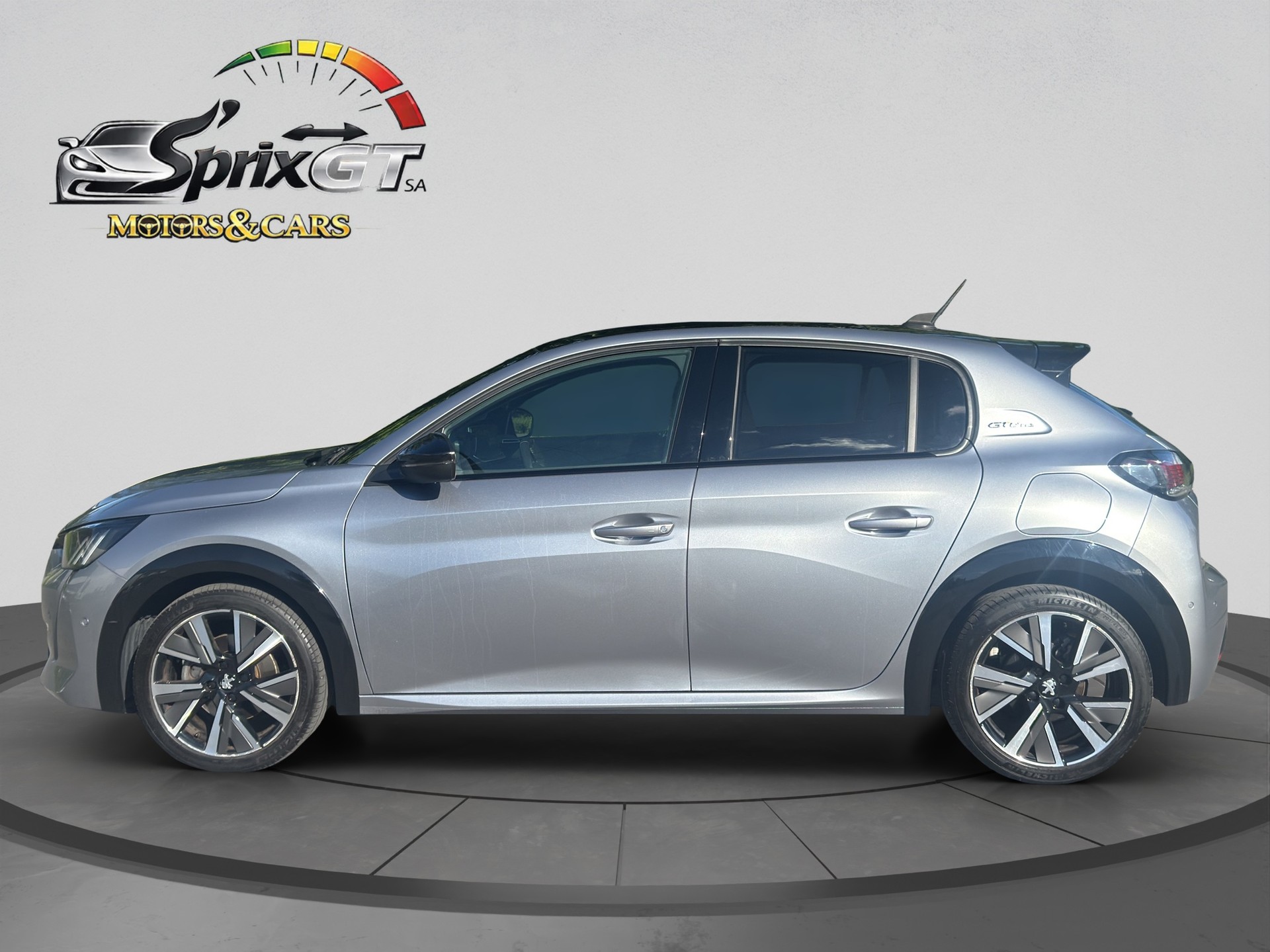 PEUGEOT 208 1.2 PureTech GT Line EAT8-image-1