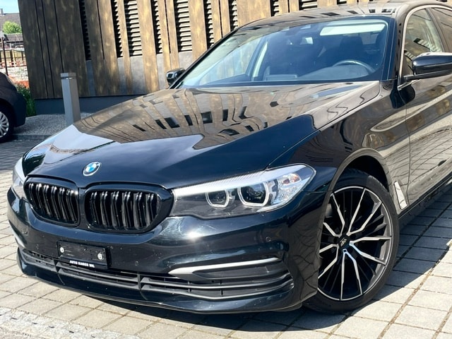 BMW 520d xDrive Luxury Line Steptronic-showroom-element-3