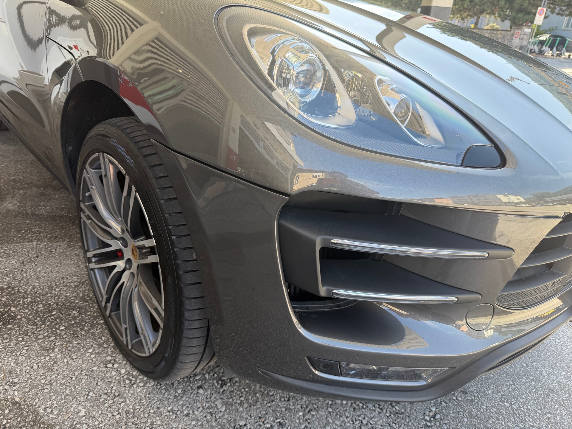 PORSCHE Macan Turbo PDK-image-8