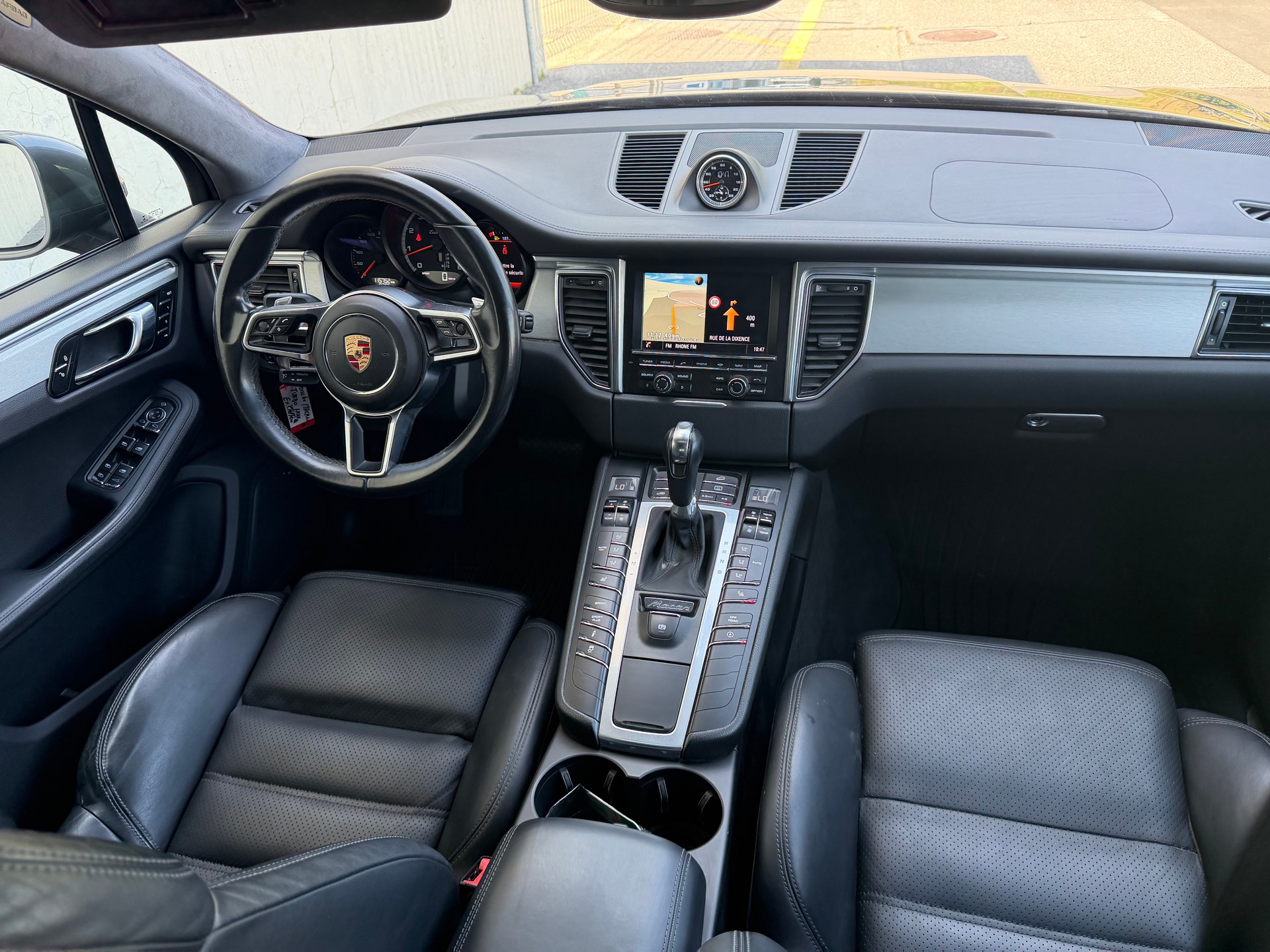 PORSCHE Macan Turbo PDK-image-14