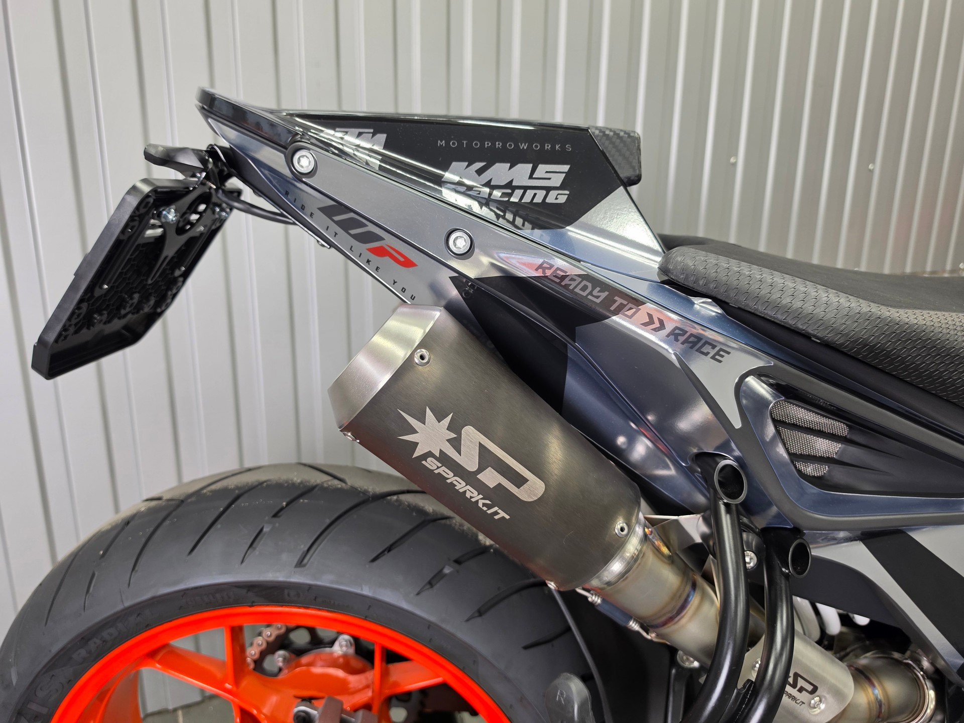 KTM 790 Duke-showroom-element-3
