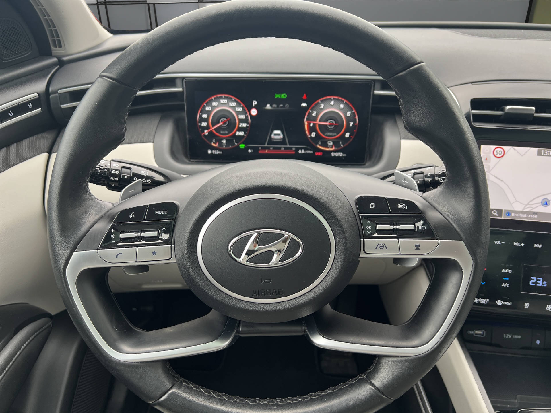 HYUNDAI Tucson 1.6 T-GDi HEV Vertex 4WD-image-9