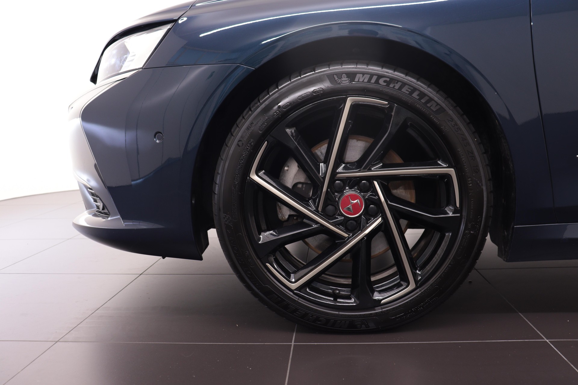DS AUTOMOBILES 9 1.6 E-Tense Performance Line+-image-10