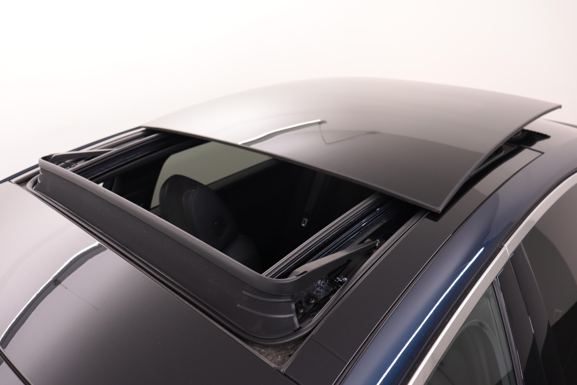 DS AUTOMOBILES 9 1.6 E-Tense Performance Line+-image-7