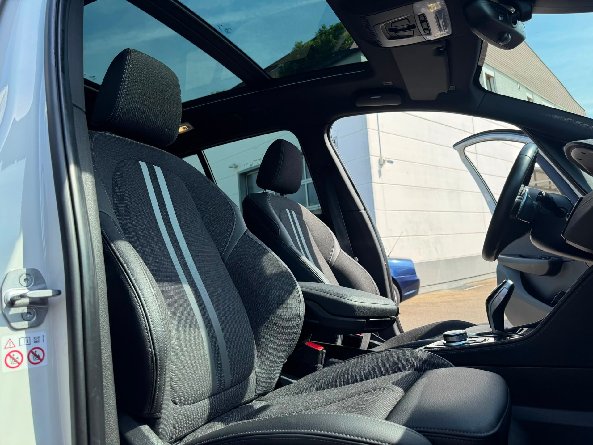 BMW 218d xDrive Gran Tourer Steptronic M Sport-image-15