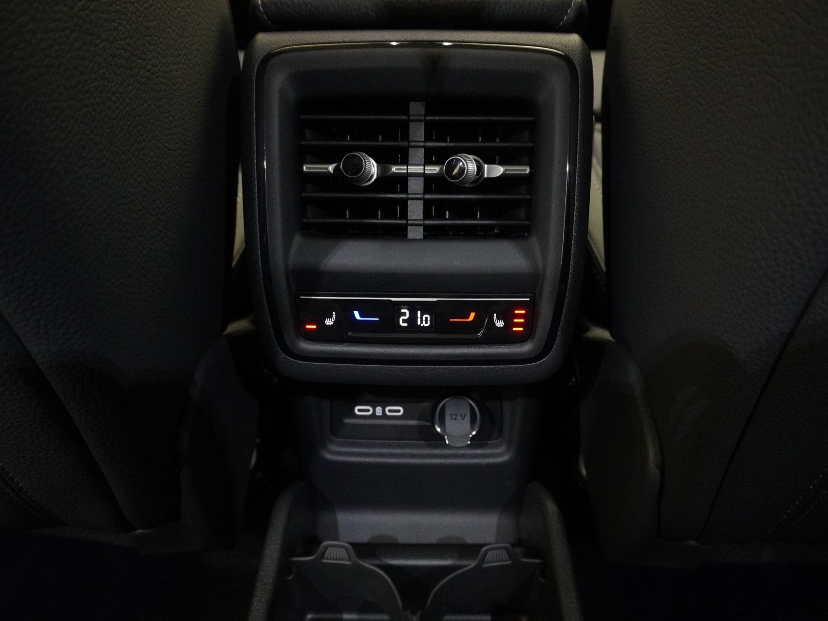 SKODA Kodiaq 2.0 TSI SportLine-image-25