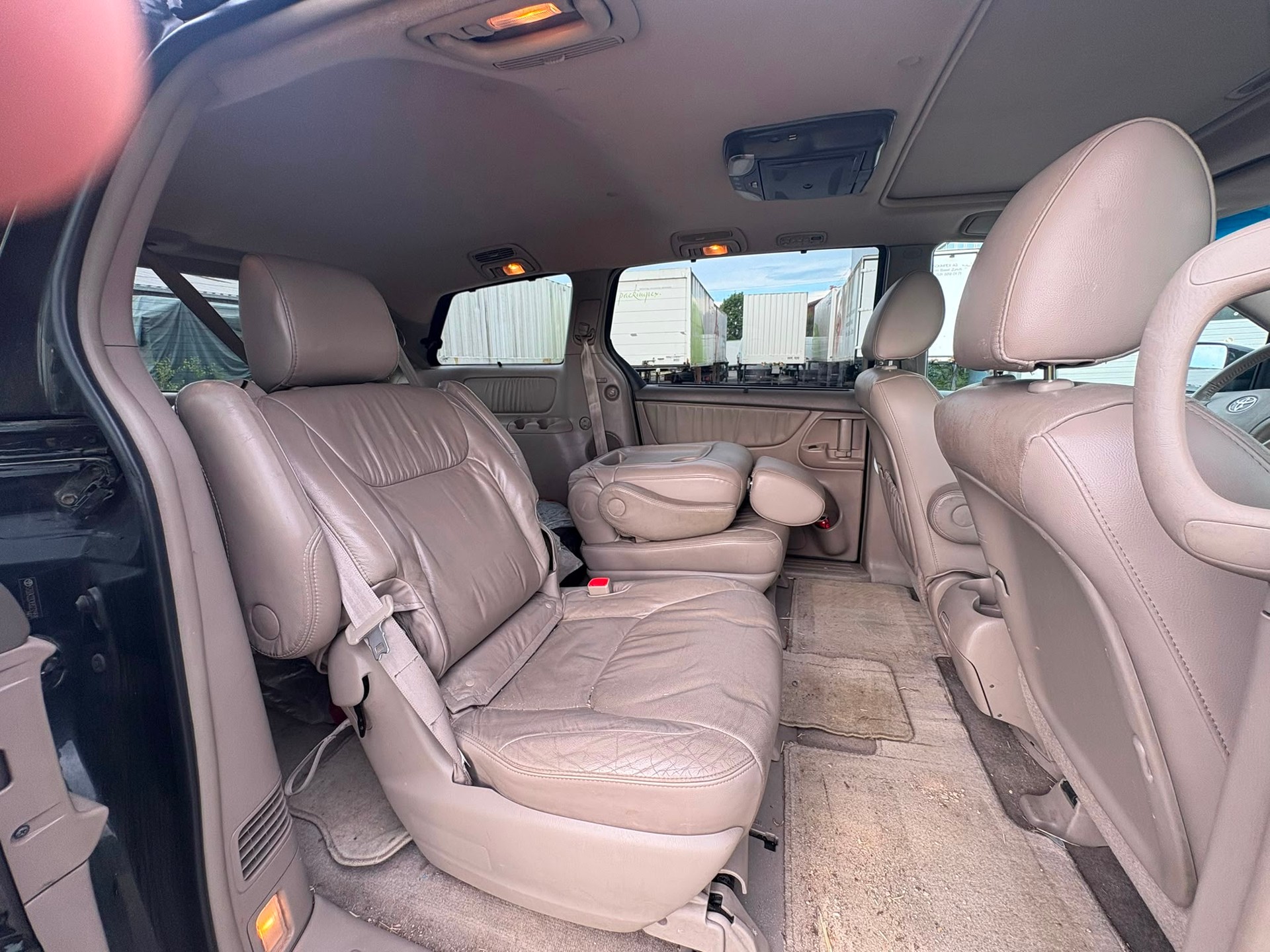 TOYOTA XLEFWD-image-7