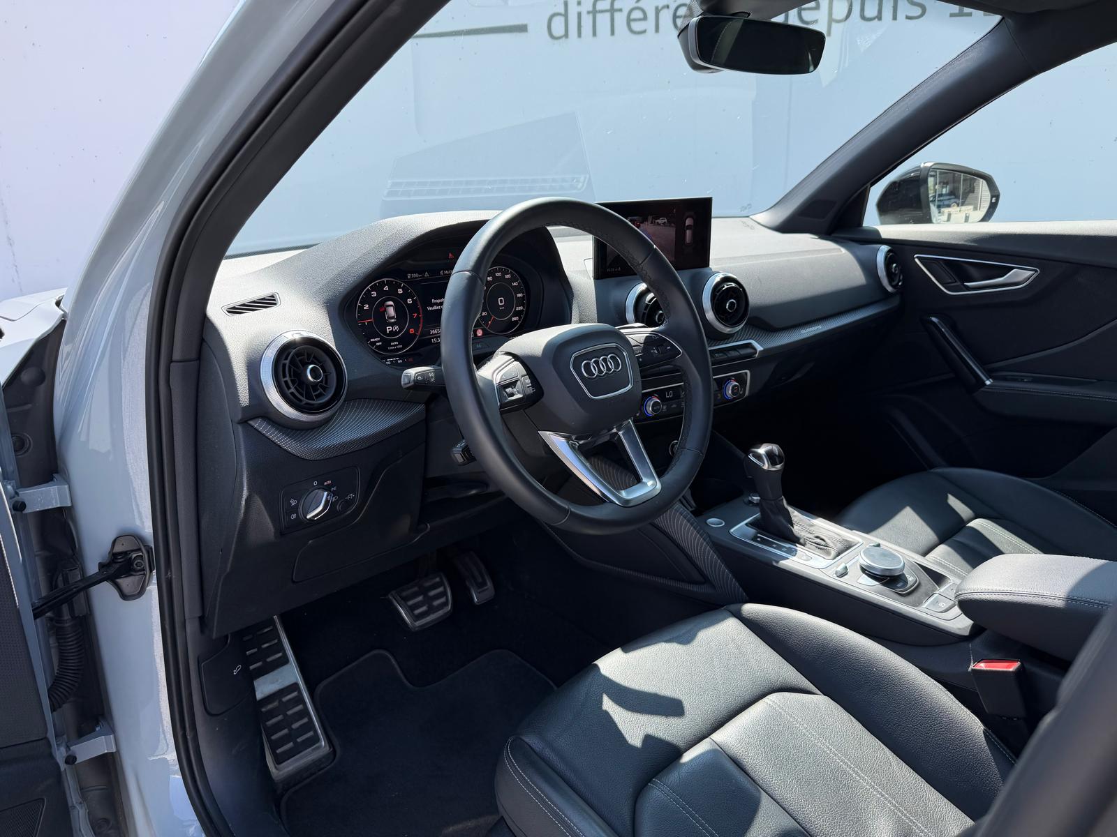 AUDI Q2 40 TFSI S line Attraction quattro S-tronic-image-6