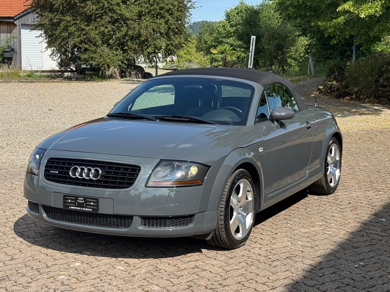 AUDI TT Roadster 1.8 T quattro