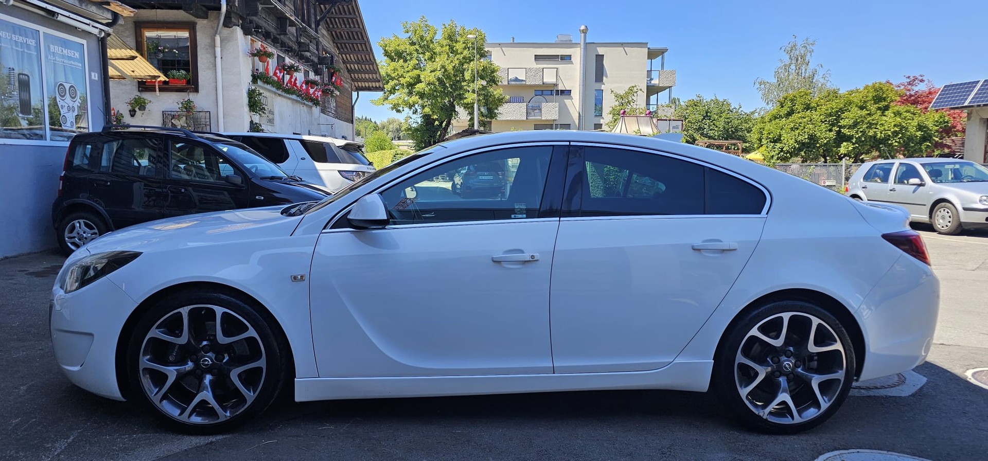 OPEL Insignia 2.8 Turbo OPC 4WD Automatic-image-4