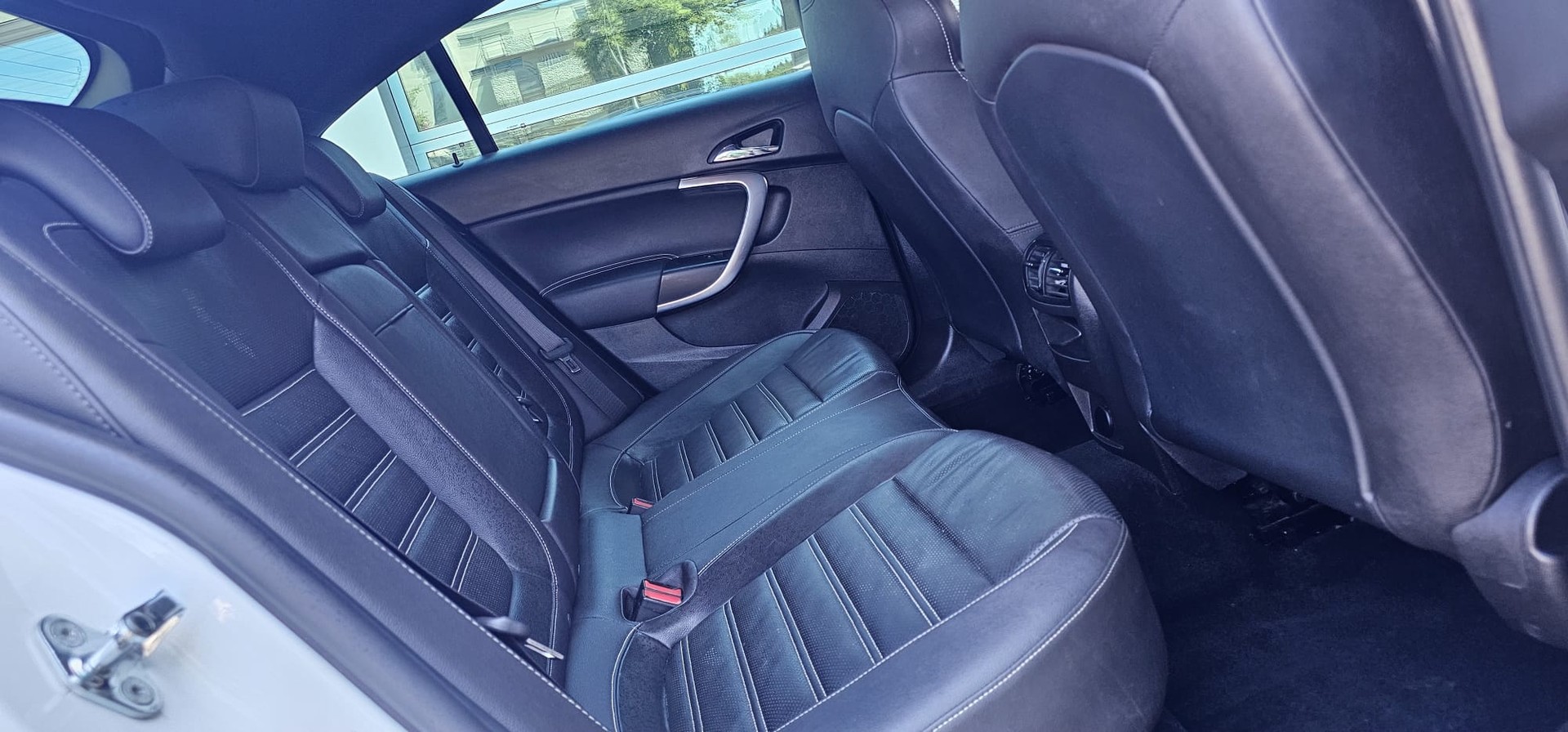OPEL Insignia 2.8 Turbo OPC 4WD Automatic-image-9