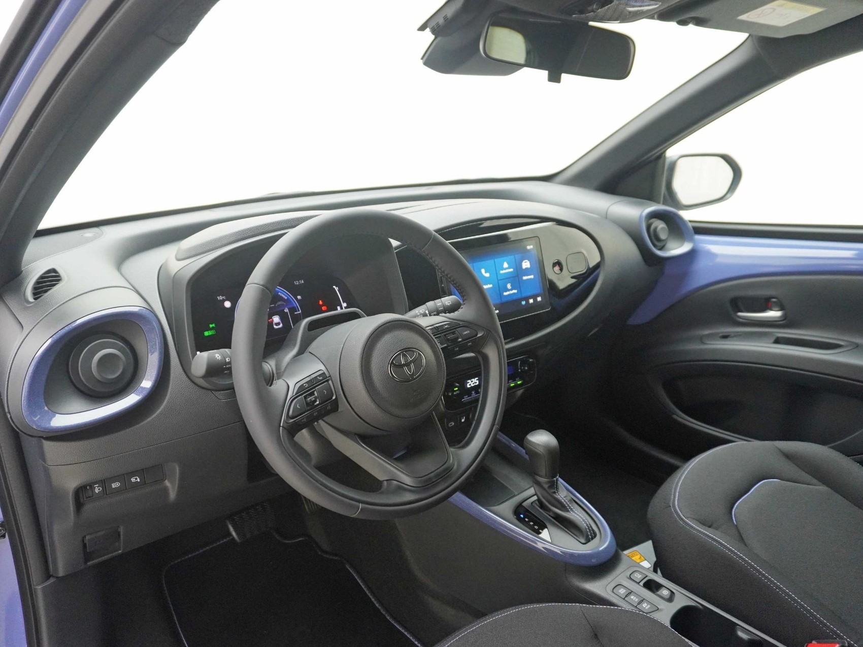 TOYOTA Aygo X 1.5 VVT-i HSD Trend-image-14